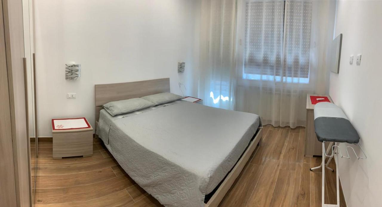 Claire'S Home Savona Exterior foto